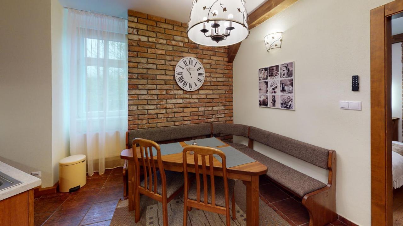 Marta, 200 M Apartament